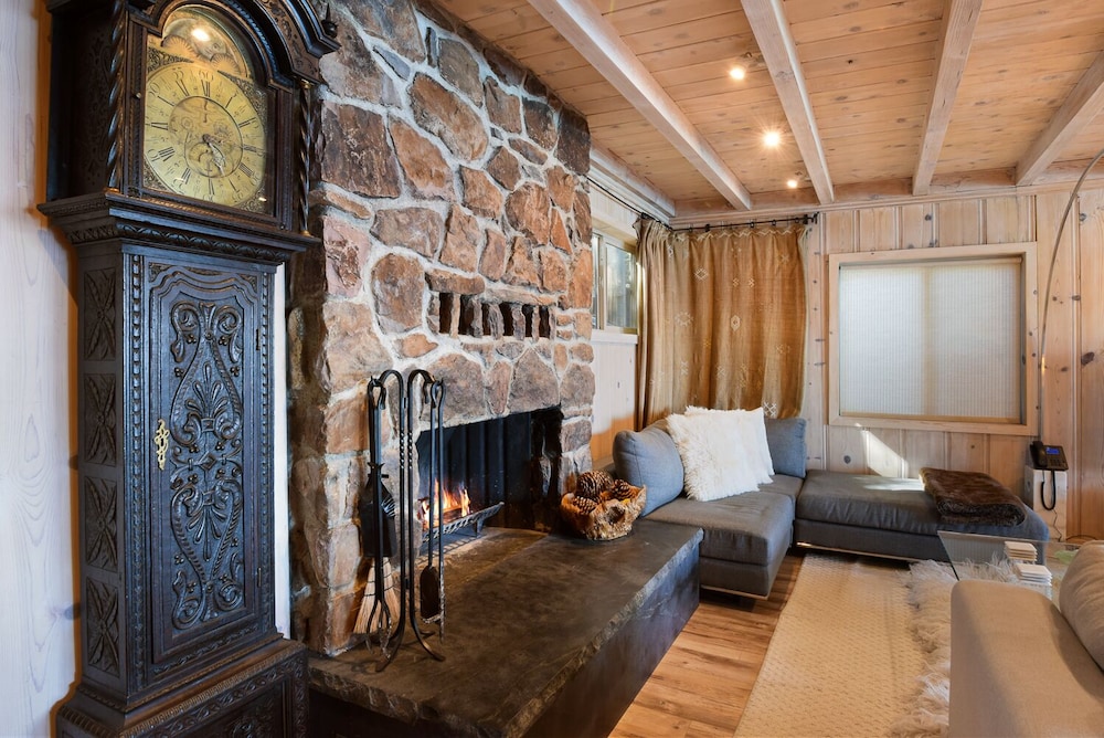 Mesmerizing Meeks Bay Outdoor Waterfront Deck - photo 21