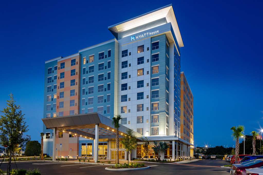 Hyatt House across from Universal Orlando Resort - featured photo