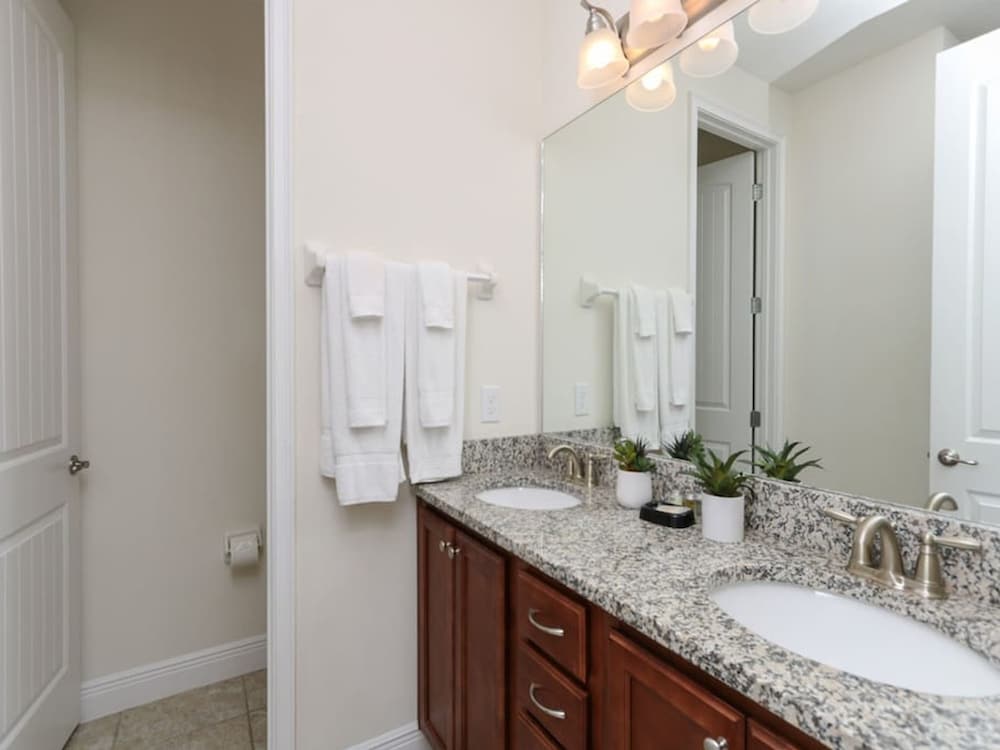 Gorgeous Remo 8 BR at Encore Resort Next to Disney - photo 29