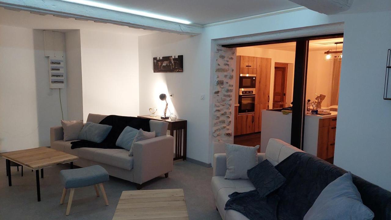 Maison En Pierre Avec Balneo Entre Toul Et Nancy — 4-Star Luxury Hotel in Ludres, France