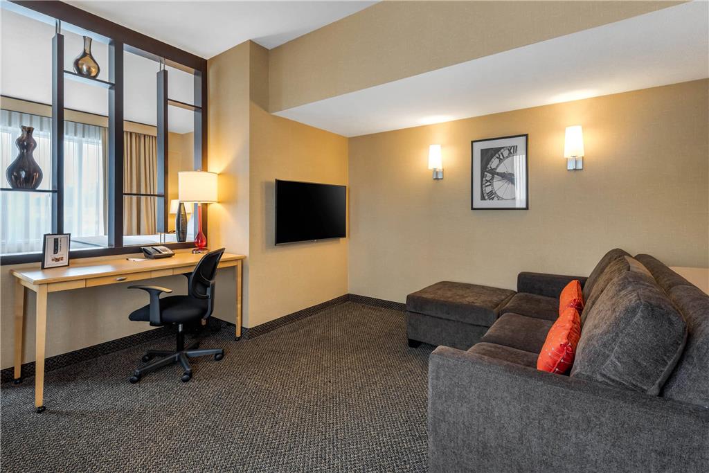 Cambria Hotel Akron Canton Airport - photo 34