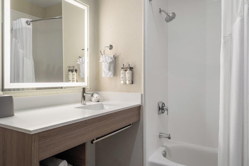 Holiday Inn Express & Suites American Fork North Provo by IHG - photo 26