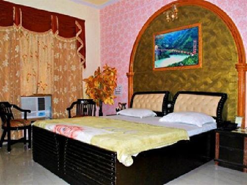 Rishabh Grand Castle Resort - last minute hotel in Rishikesh