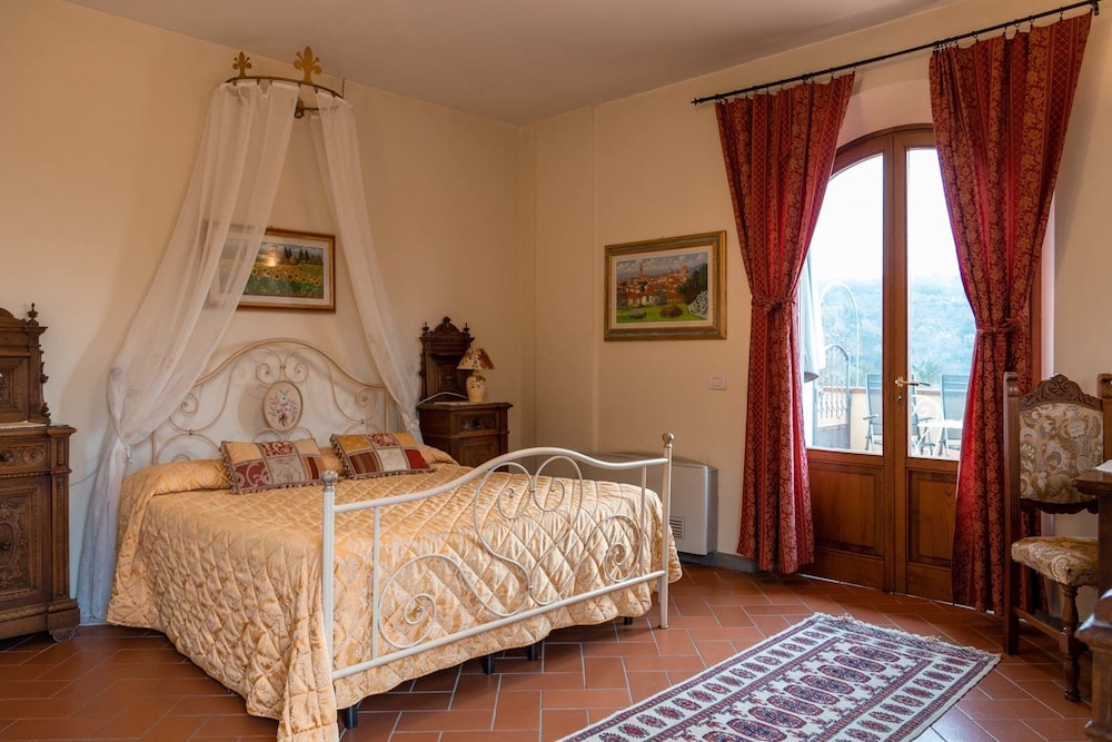 Hotel Villa La Malva — Carmignano — photo 2
