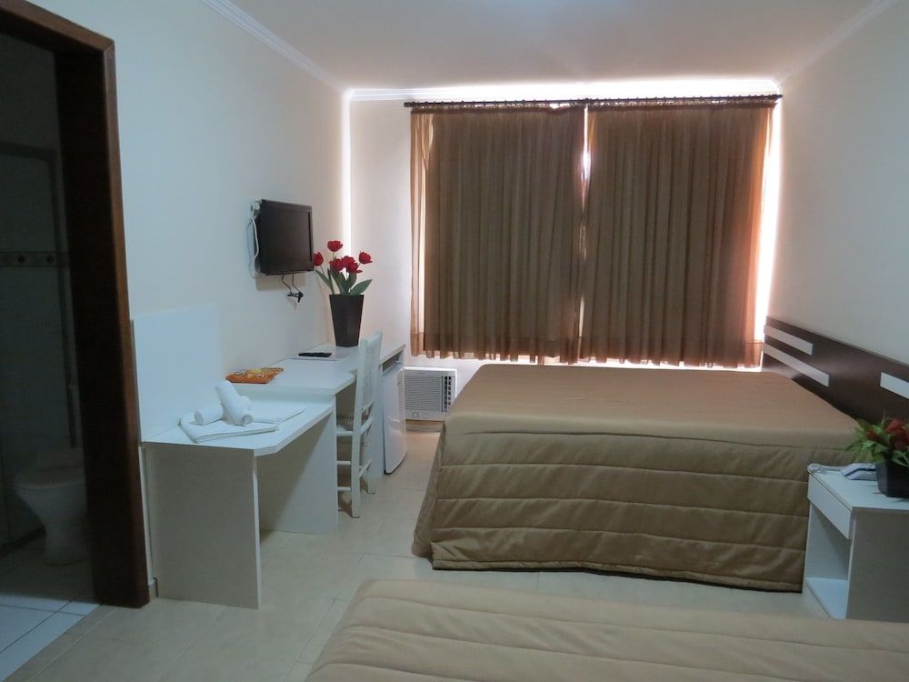 Hotel Monte Líbano in Irati, Brasil