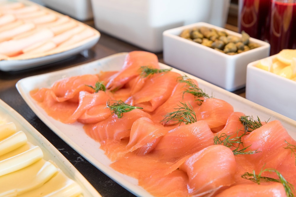 מזון ומשקאות