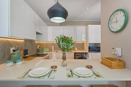 The Chelsea on Main by Stay In Luxury