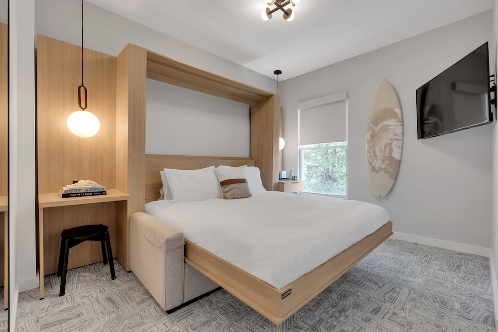 The St Laurent Social Club & Guest Rooms - photo 23
