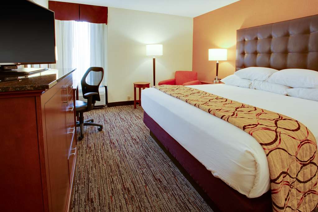 Drury Inn & Suites Terre Haute - photo 12