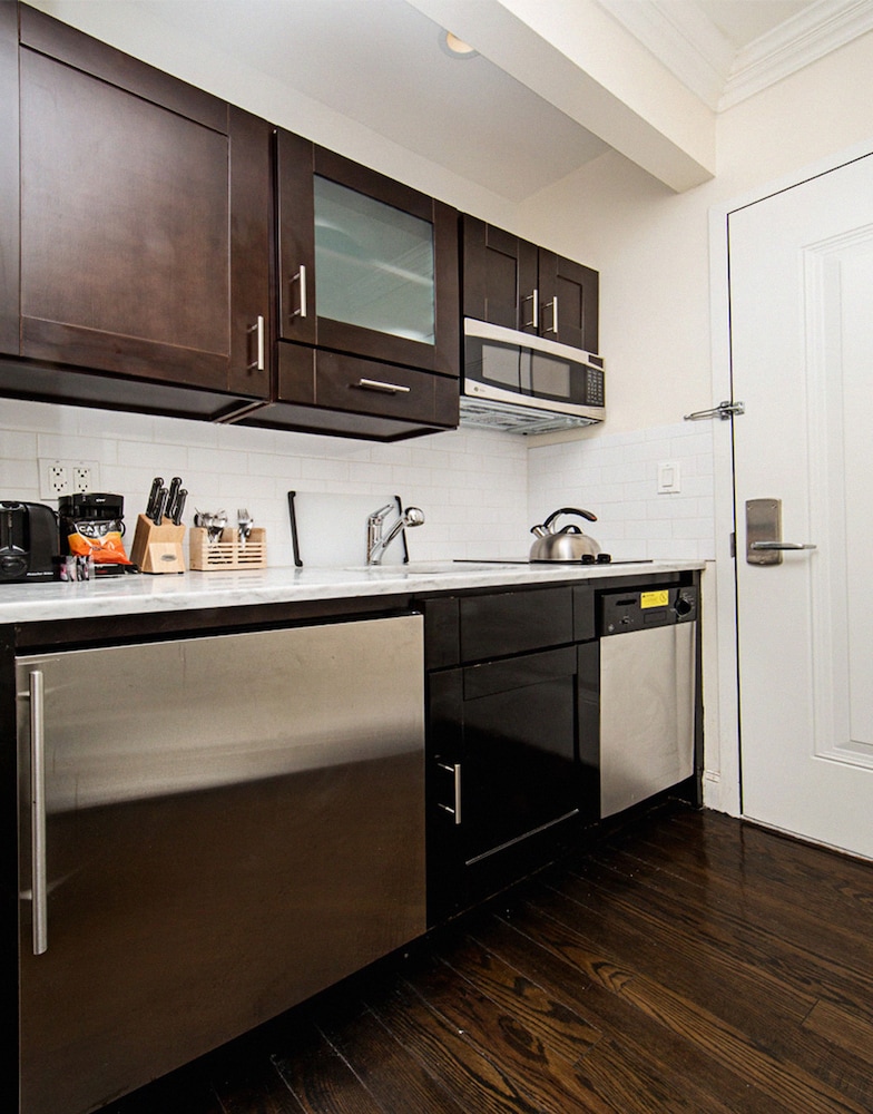 East Village Hotel - photo 21
