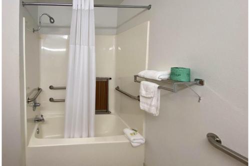 Studio 6 Mcalester Ok South - photo 2