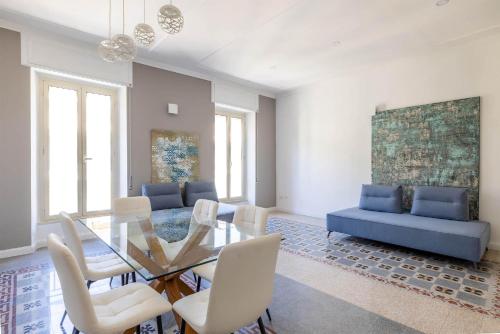 Coppedè Luxury Apartment — 4-Star Luxury Hotel in Rome, Italy