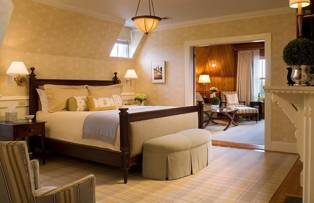 Castle Hill Inn - photo 6