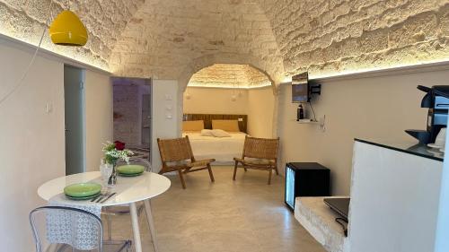 Suite Sophia Central Ostuni — 4-Star Luxury Hotel in Ostuni, Italy