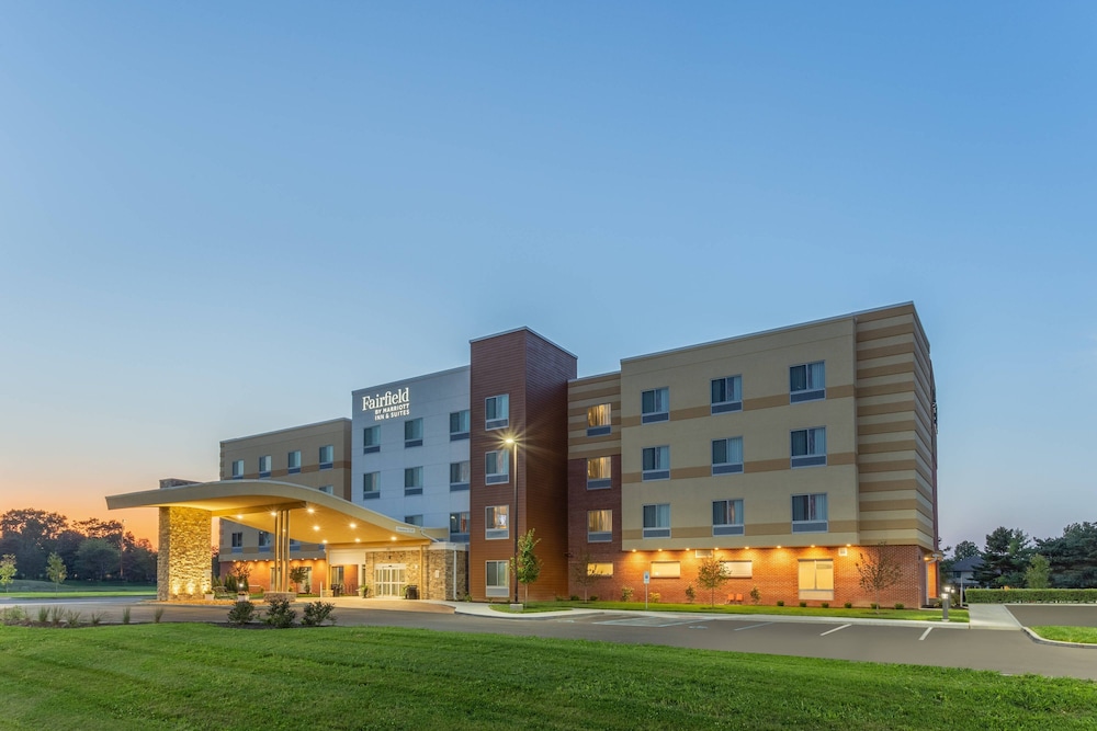 Fairfield Inn & Suites by Marriott Franklin - photo 2