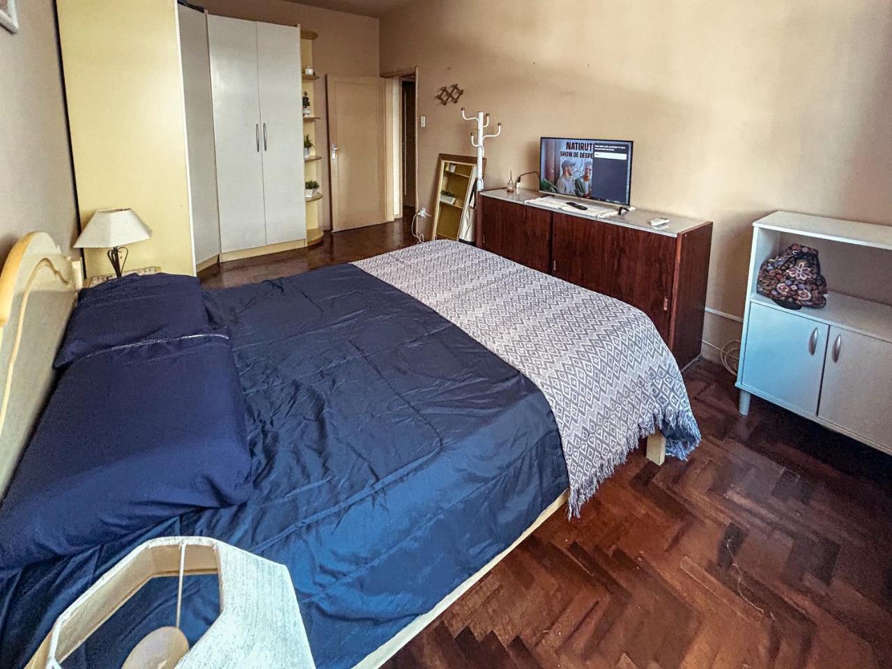 Apartamento inteiro 30 metros do mar
