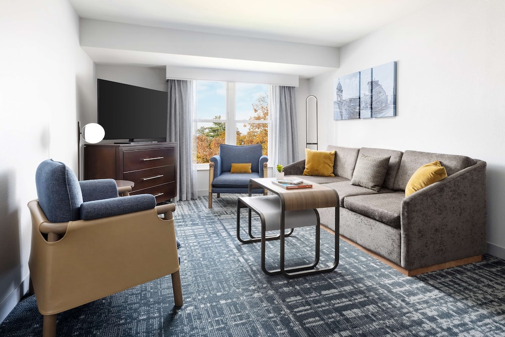 Homewood Suites by Hilton Manchester Airport - photo 24