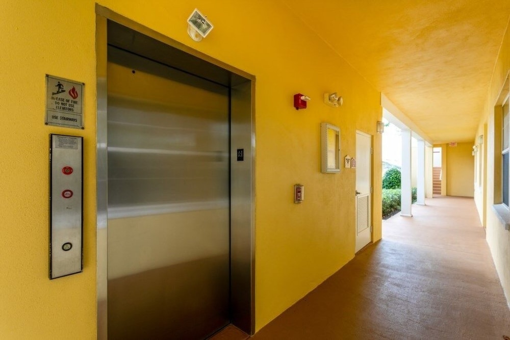 Luxury Golf Resort Located In Reunion Resort 3 Bedroom Condo - photo 19