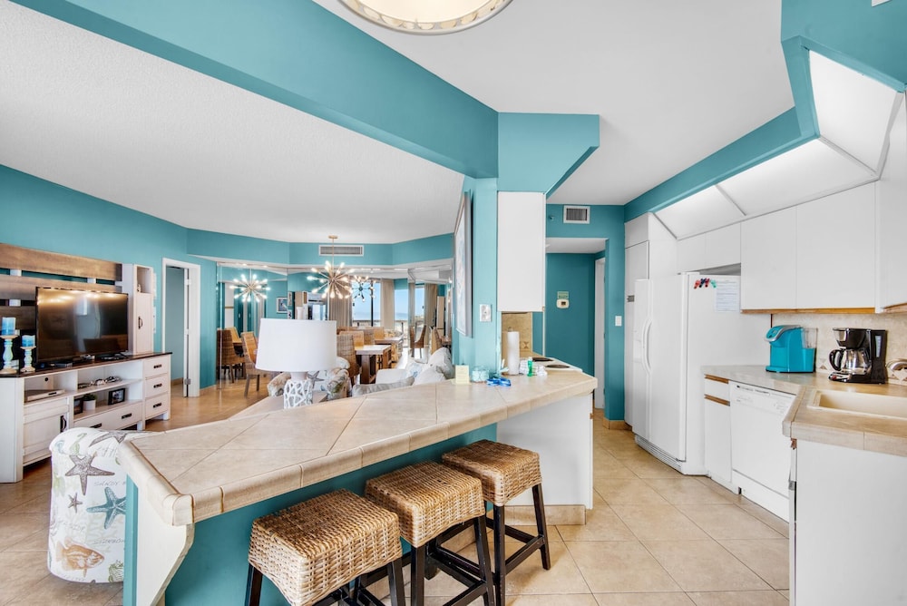 Surfside Resort #707 - photo 7