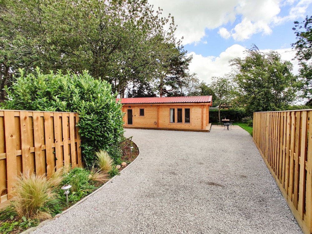 Gardener's Lodge — 5-Star Luxury Hotel in Hambleton, United Kingdom