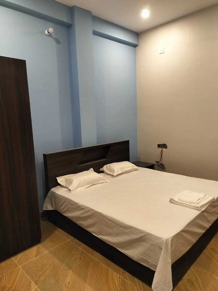 River Side Hotel Praygraj in Phulpur, India