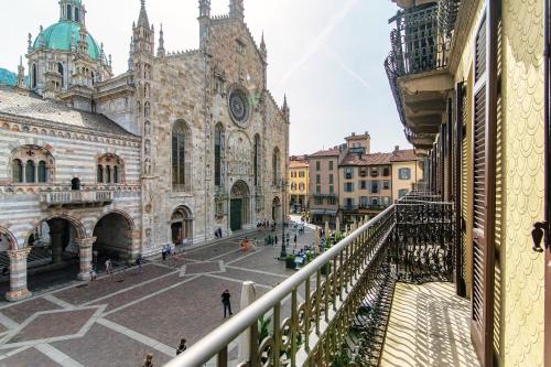 Dome's Magic The House Of Travelers — 4-Star Luxury Hotel in Como, Italy