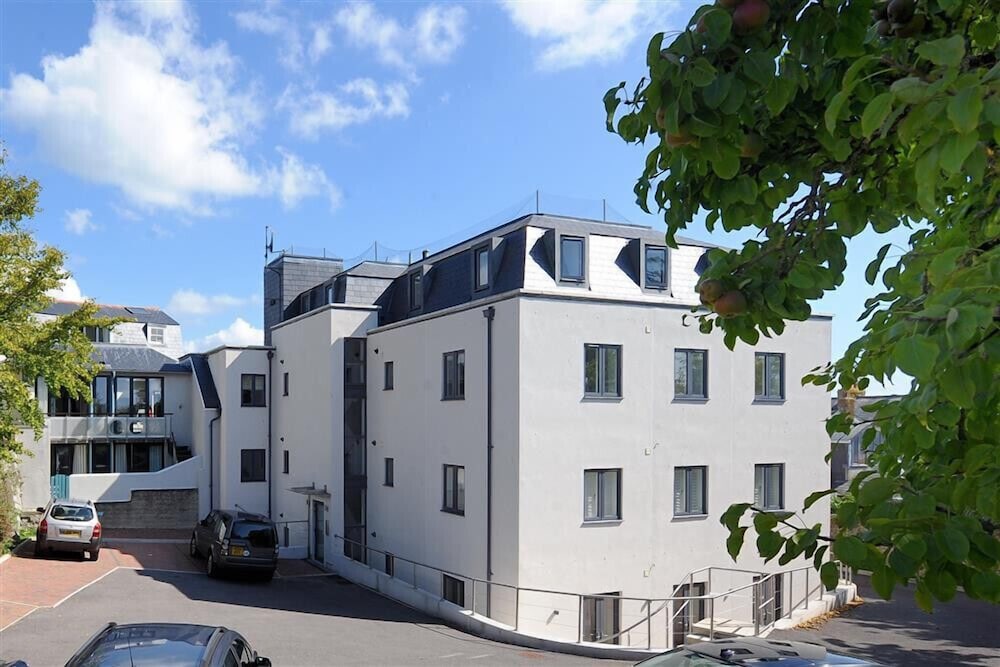 The Lower Deck — 4-Star Luxury Hotel in Lyme Regis, United Kingdom