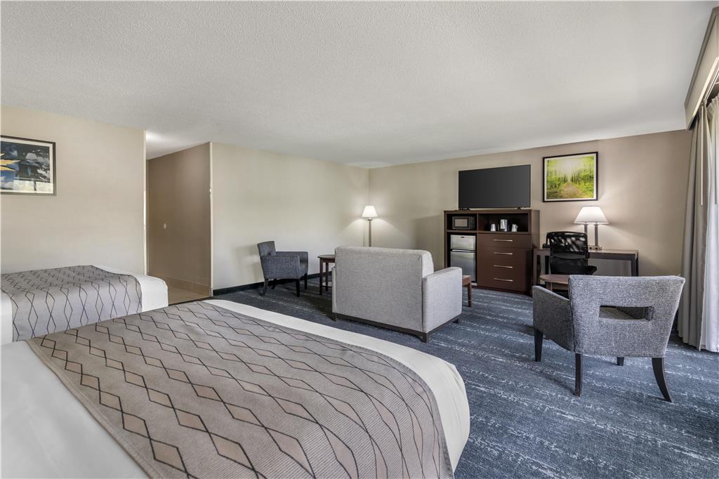 Best Western Plus Keene Hotel - photo 54