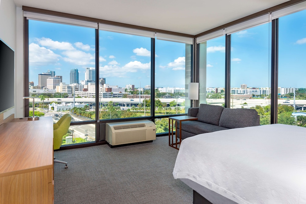 Hampton Inn Tampa Downtown Channel District - photo 16