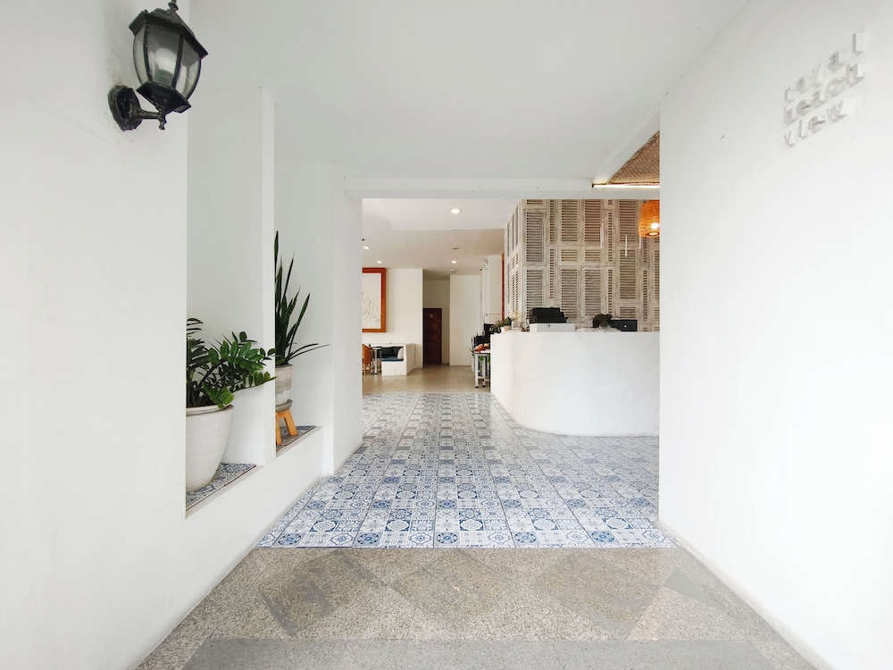 Royal Beach View Suites - last minute hotel in Pattaya