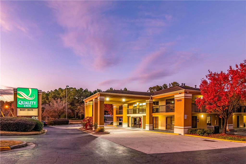 Quality Inn Stone Mountain - photo 32