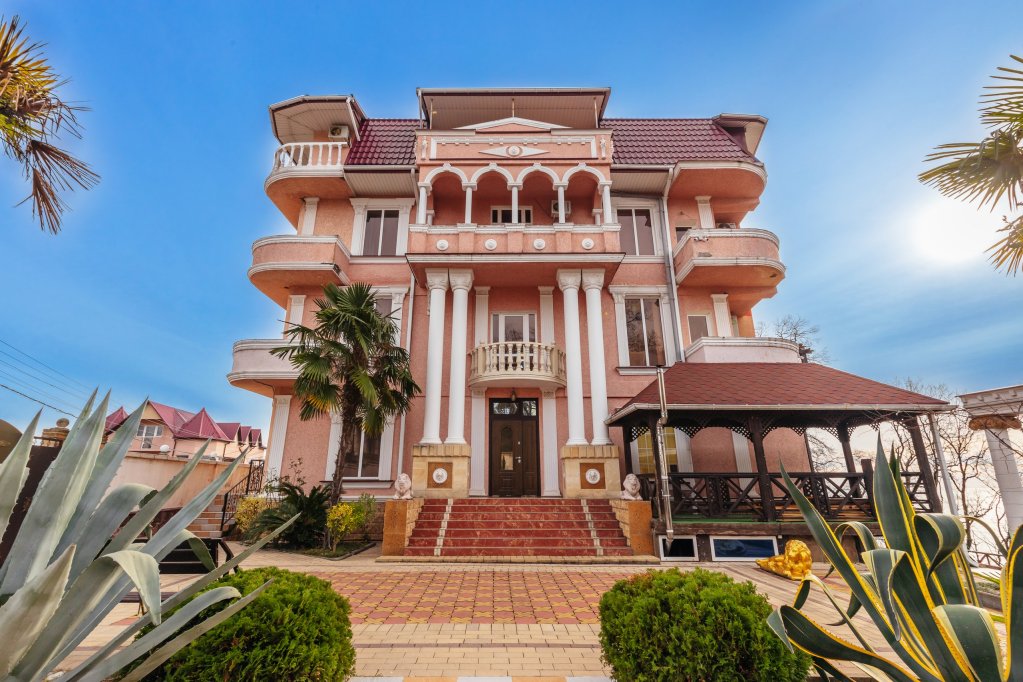Gostevoy Dom Gadsby - last minute hotel in Sochi
