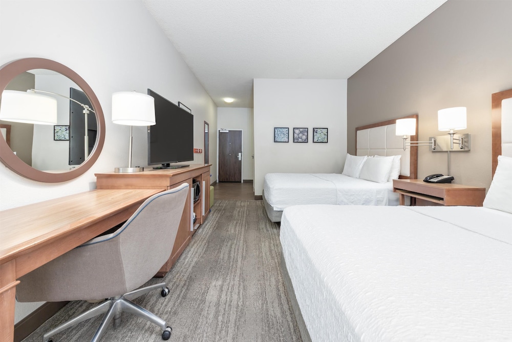 Hampton Inn Phoenix Midtown Downtown Area - photo 17
