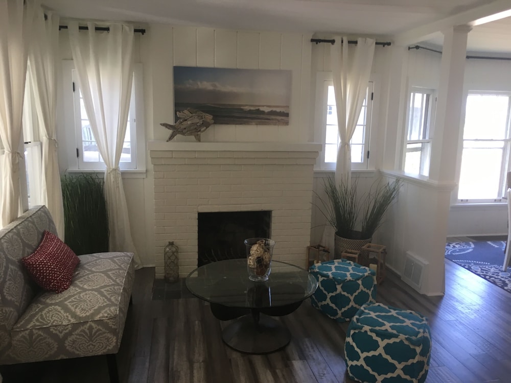 Lake Michigan Beach Cottages in Long Beach, United States