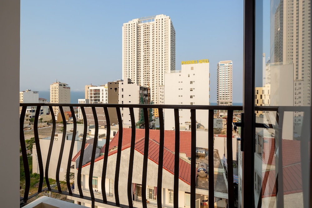 Triple Apartment & Hotel - last minute hotel in Da Nang