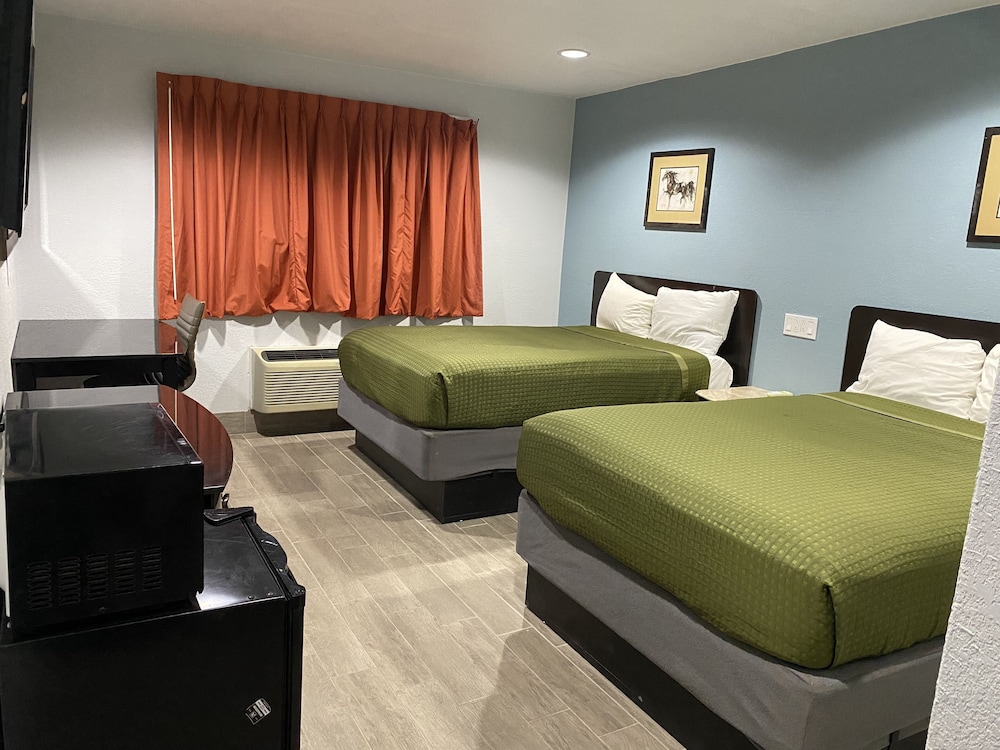 Executive Inn - carbon neutral hotel in Hobbs