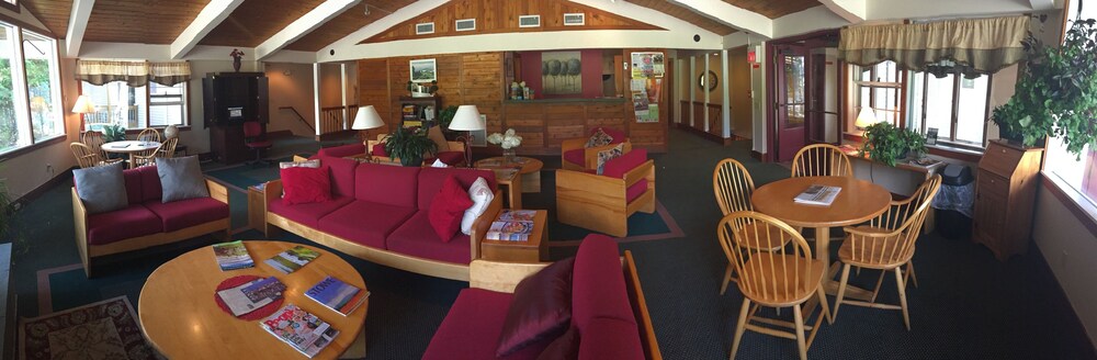 The Mountaineer Inn at Stowe - photo 3