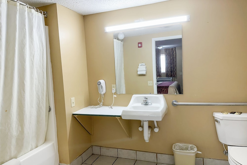 Garden Inn & Suites Rome Ga - photo 49
