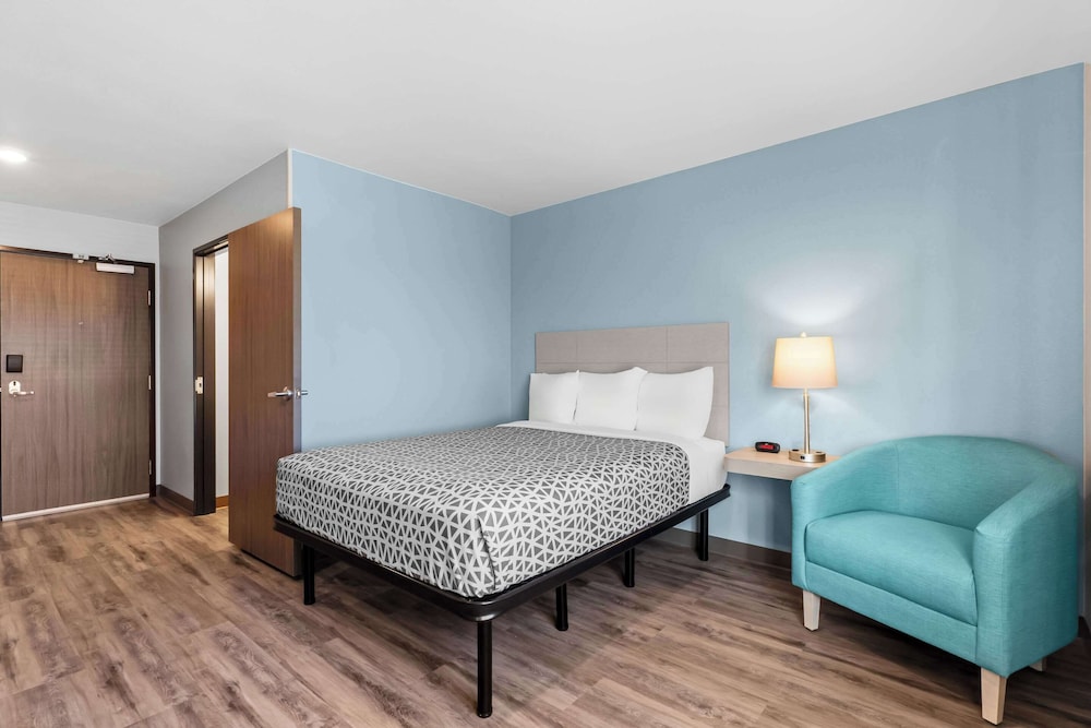 WoodSpring Suites Centennial Denver Tech Center - photo 17
