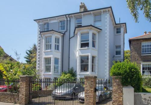 Stunning large Victorian Maisonette with sea view in Deal, United Kingdom