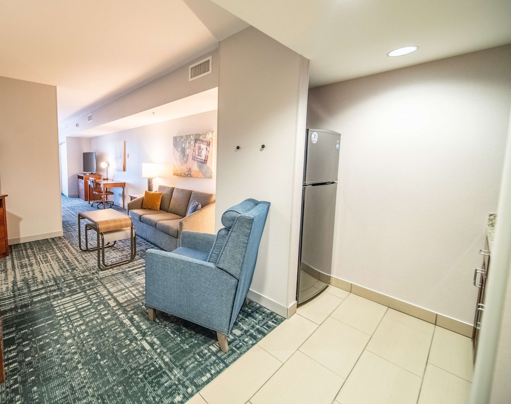 Homewood Suites by Hilton Rochester Mayo Clinic Area Saint Marys - photo 10