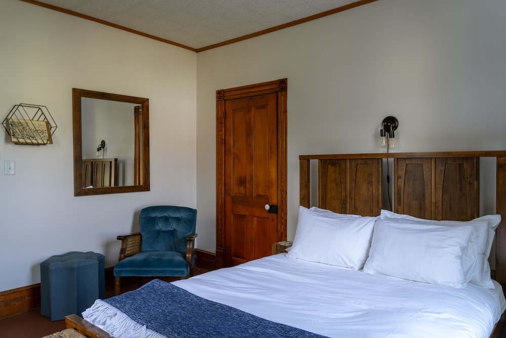 The North Branch Inn - photo 22