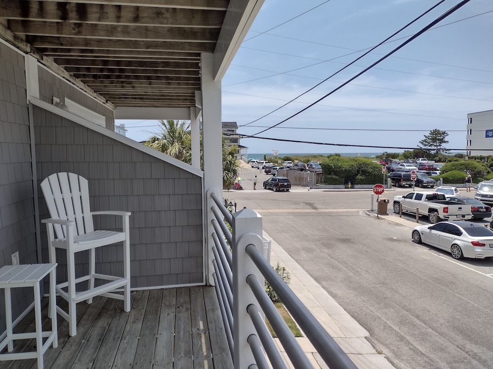 Sandpeddler Inn & Suites - photo 304
