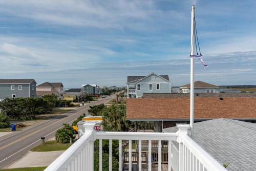 The Surf Shack by Oak Island Accommodations - photo 13