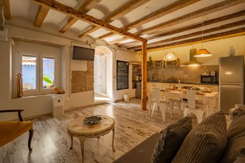 Apartamento en el corazón de Tarragona. Planta baja con patio. — 4-Star Luxury Hotel in Tarragona, Spain