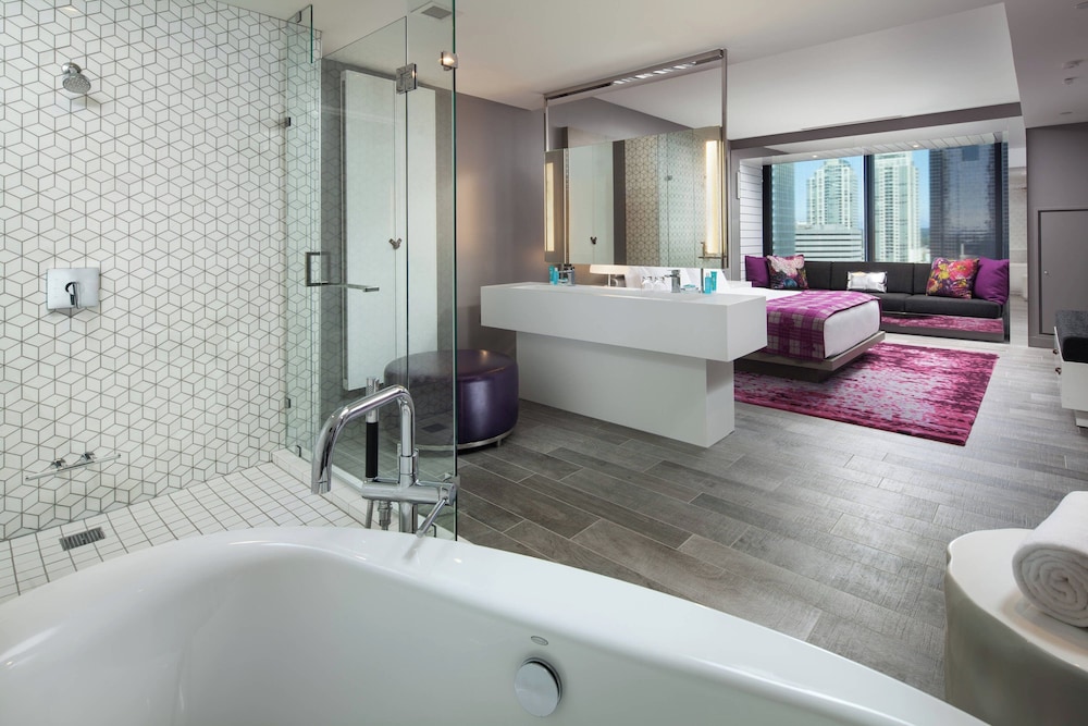 W Bellevue - photo 6