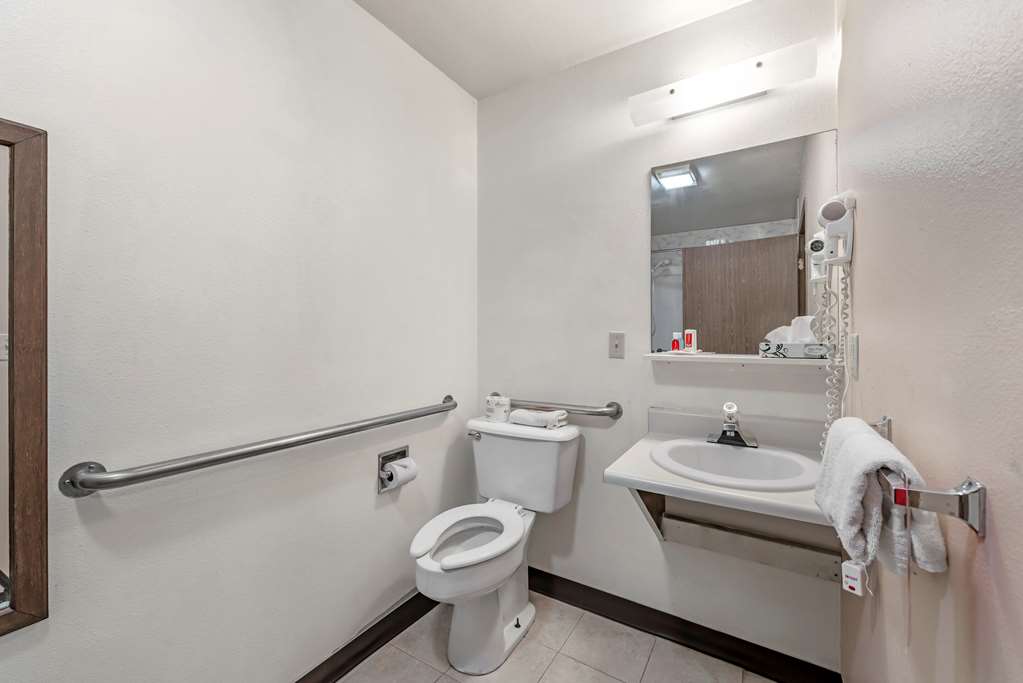 Econo Lodge La Junta - photo 6