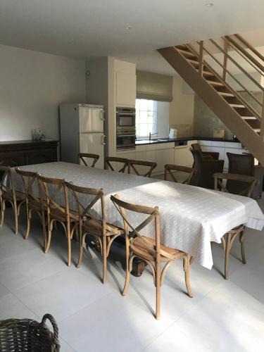 Oscaar vakantiewoning in bos — hotel in Koekelare