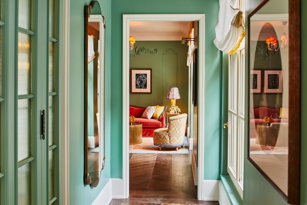 The Fifth Avenue Hotel - photo 15