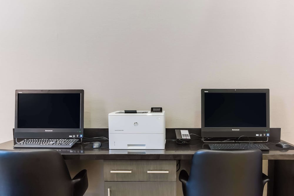 Hampton Inn White House - photo 34